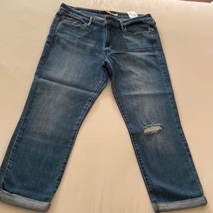 Women Levi’s Strauss size 33 . Mid Rise Skinny Permitted cuff Denim jeans